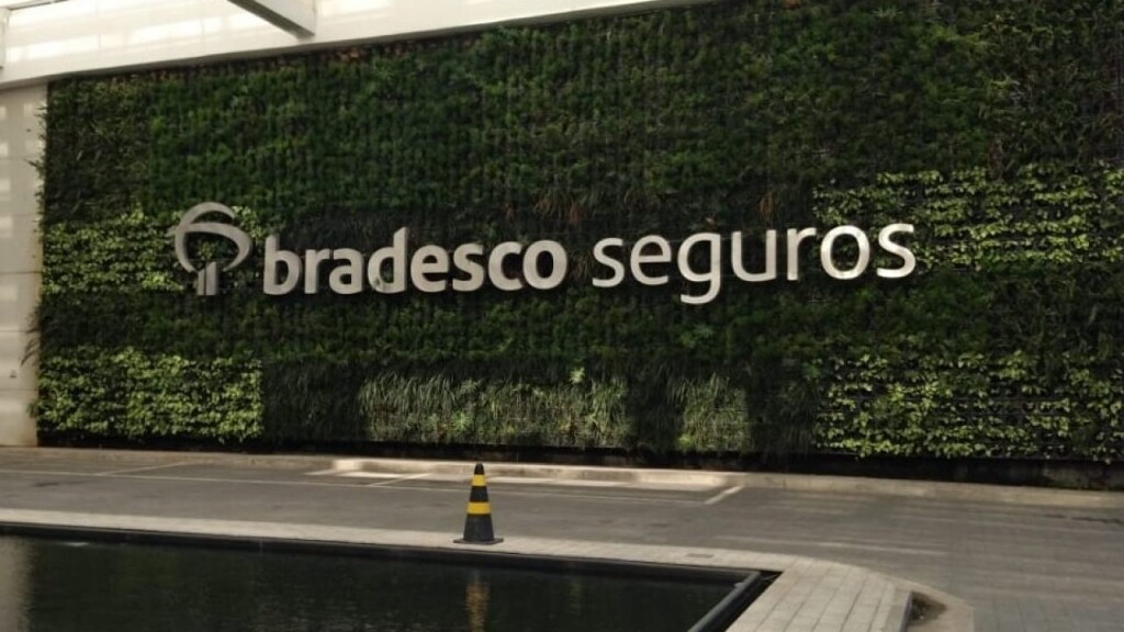 corretor-pode-ter-grandes-desafios-e-oportunidades-no-futuro