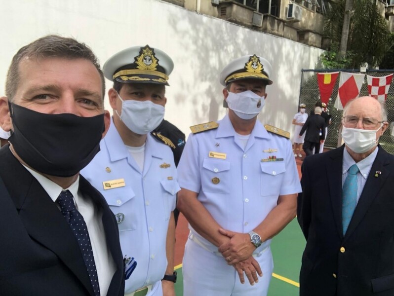 guilherme-paradeda-recebe-a-medalha-amigo-da-marinha