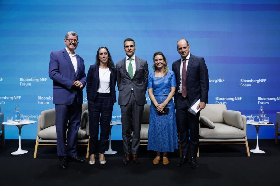 axa-no-brasil-marca-presenca-no-bloomberg-nef-forum-sao-paulo