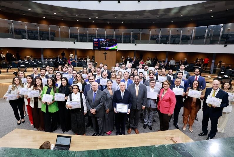 assembleia-legislativa-de-goias-concede-a-helder-molina-o-titulo-honorifico-de-cidadao-goiano
