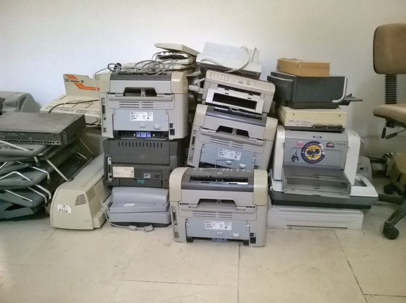cheia-historica-eleva-demanda-em-assistencias-de-eletroeletronicos-no-rs
