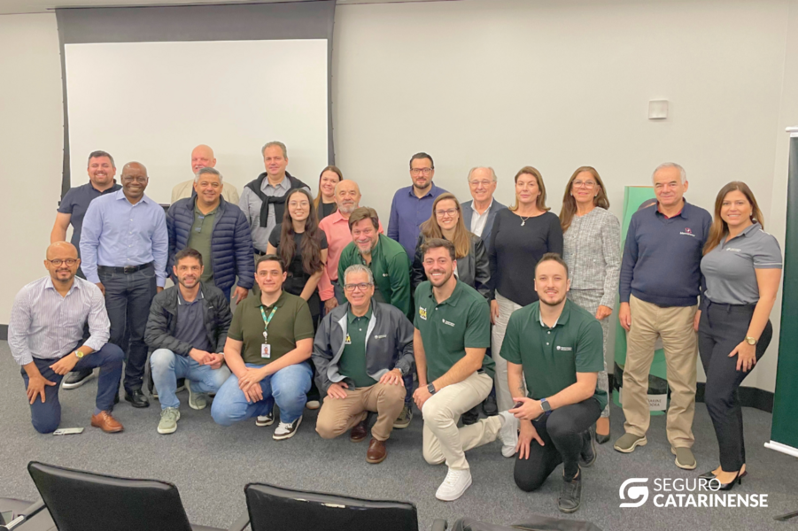 tokio-marine-promove-encontro-sobre-linhas-financeiras-e-seguro-garantia-em-blumenau-sc