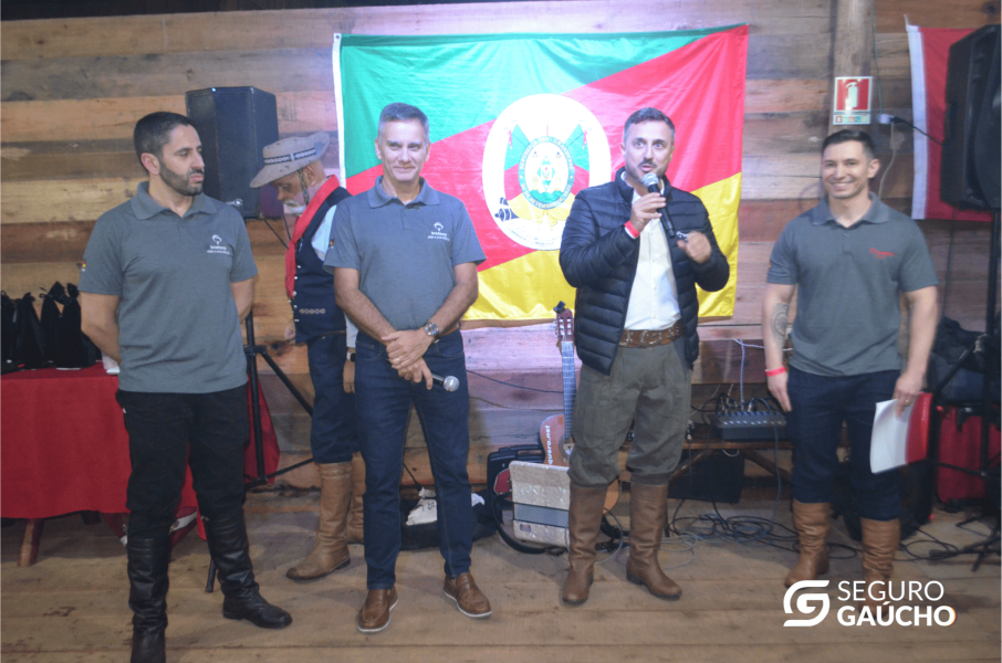 bradesco-saude-e-bvp-entregam-o-3-trofeu-lacador-no-acampamento-farroupilha