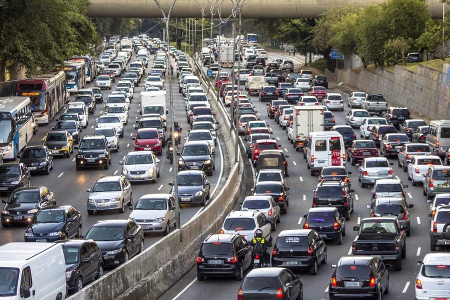 diferenca-entre-seguro-de-moto-e-auto-segue-elevada-com-leve-queda-em-setembro
