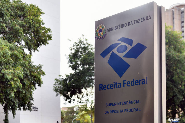 seguro-de-vida-que-permite-saque-enfrenta-resistencia-na-receita