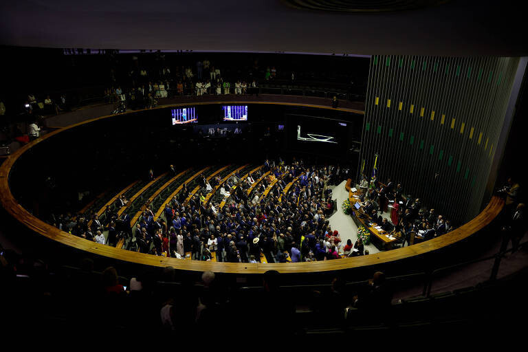 camara-discutira-cancelamento-unilateral-de-planos-de-pessoas-com-deficiencia-e-doencas-graves