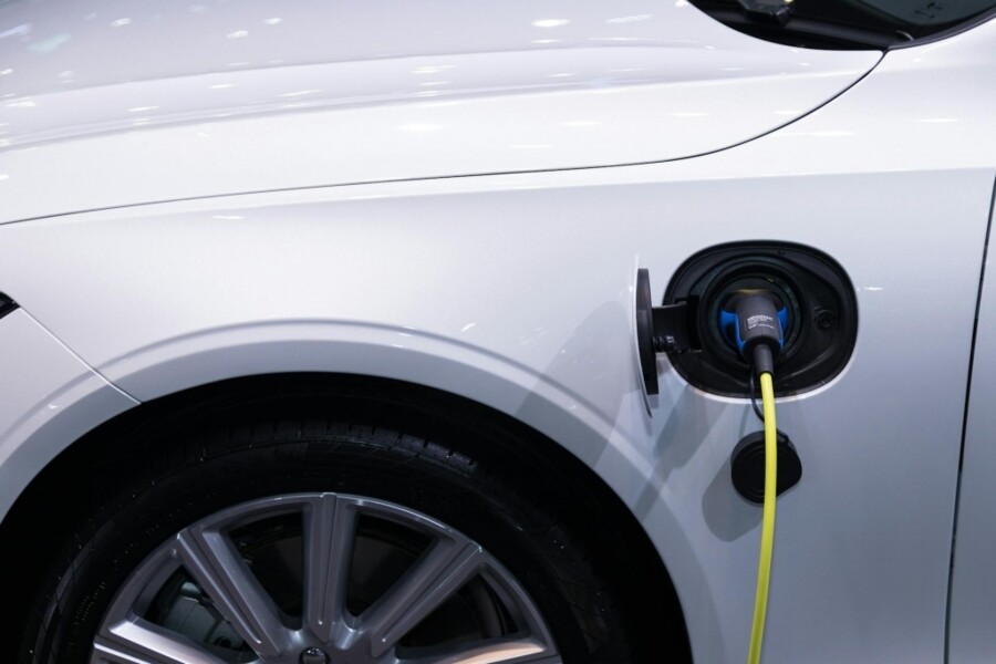 crescimento-de-vendas-de-carros-eletricos-aquece-mercado-de-seguros-e-evidencia-produto-da-zurich