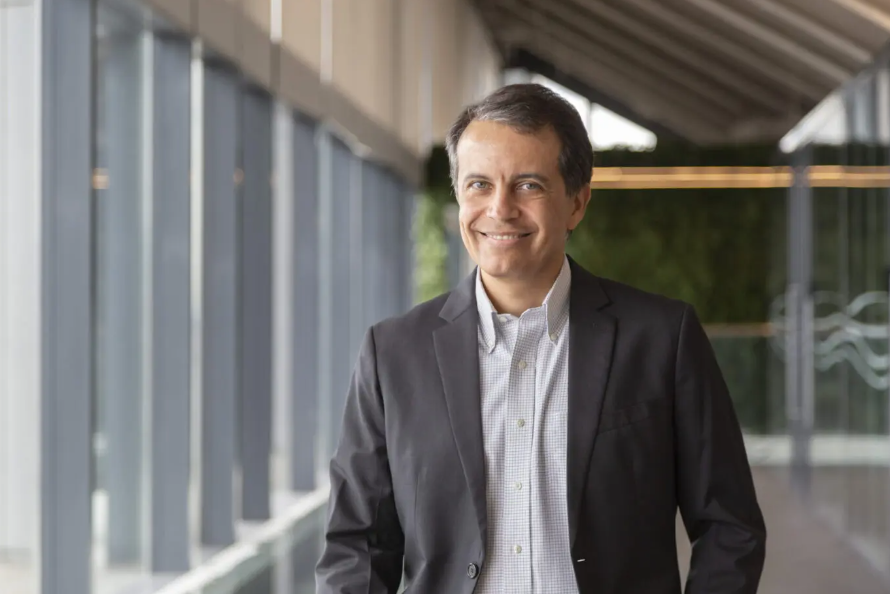 ceo-da-icatu-seguros-aposta-em-um-2024-promissor-embalado-pelo-avanco-da-educacao-financeira