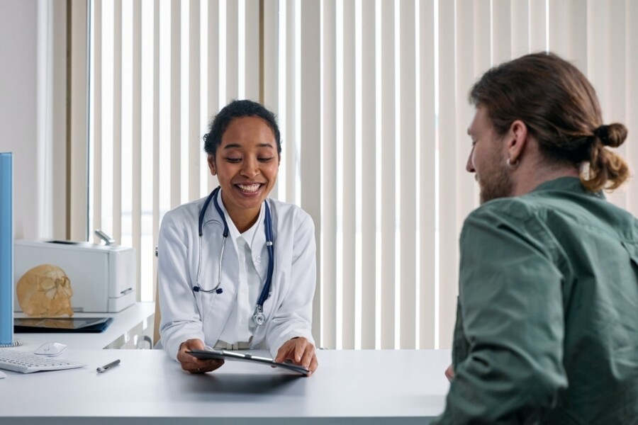 mapfre-oferece-medicina-de-precisao-para-segurados-do-sicredi