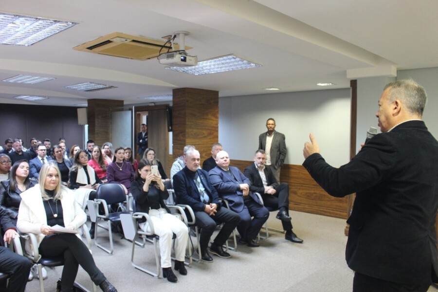 promovido-pelo-cvg-rs-conexao-do-saber-ira-abordar-os-impactos-da-tecnologia-no-mercado-segurador