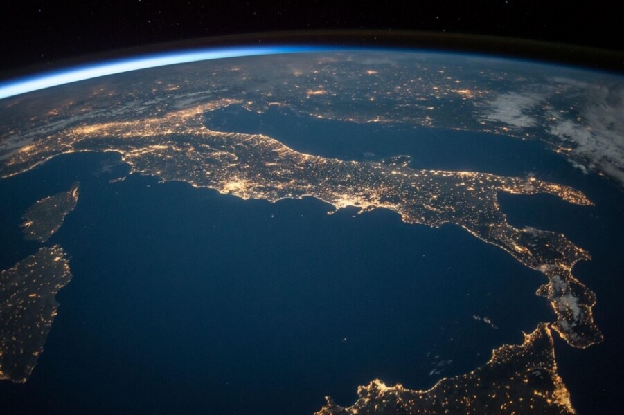 mercado-de-seguros-da-al-e-o-que-mais-cresce-no-mundo