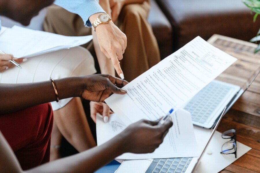 mais-de-90-dos-contratos-de-seguros-sao-intermediados-por-corretores