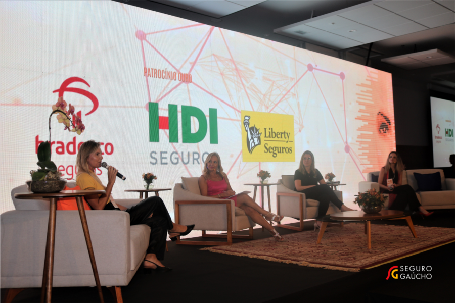 uniao-entre-mulheres-faz-a-diferenca-no-mercado-de-seguros
