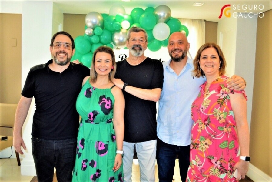 c-josias-ferrer-comemora-resultados-de-2022