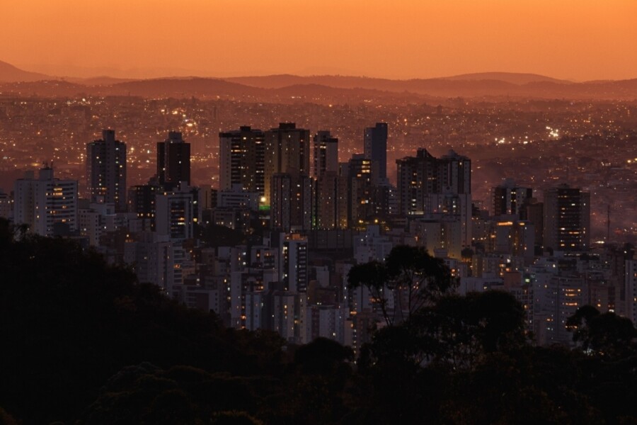 seguros-avancam-em-um-cenario-desafiante-no-pais-e-no-exterior
