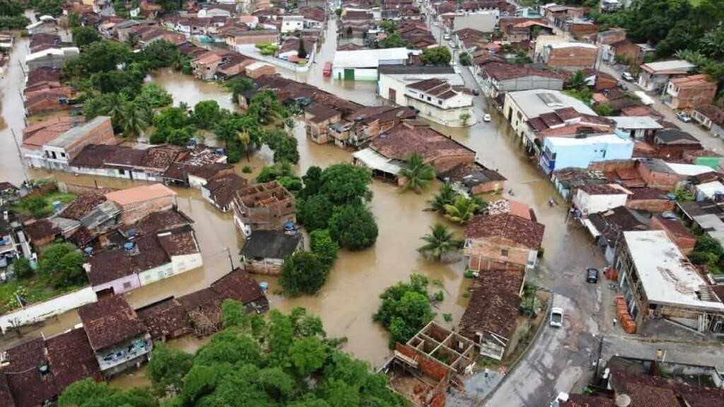 sindsegsc-encerra-2021-com-doacoes-de-cestas-basicas-para-o-sul-da-bahia