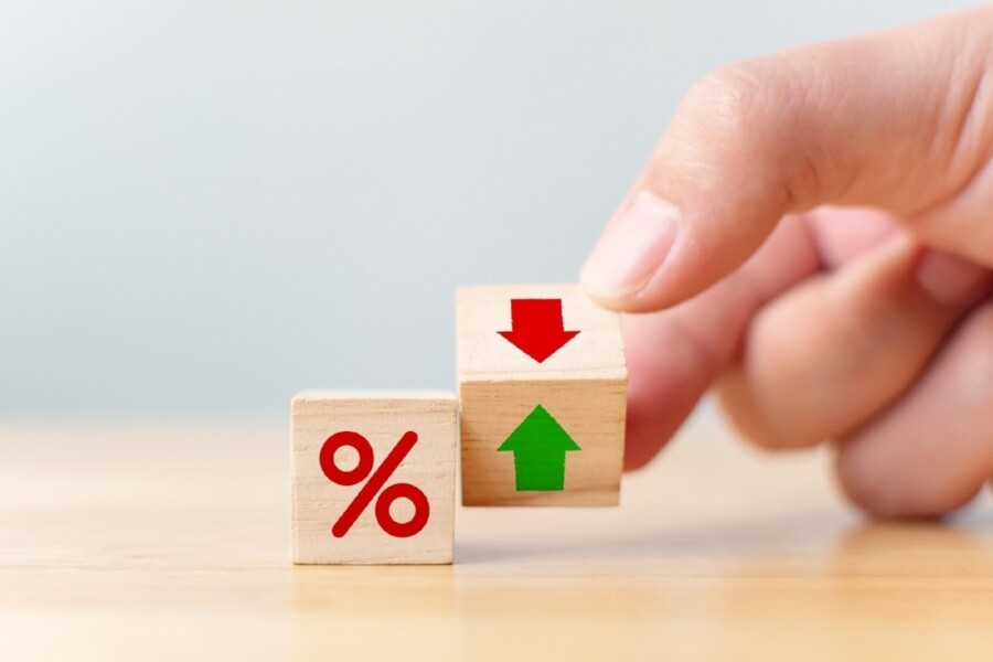 cnseg-inflacao-e-juros-podem-ter-um-comportamento-mais-adequado-em-2022